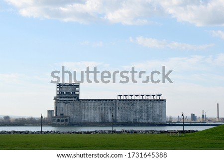 Historic Vintage Industrial Grain Elevator Building Factory fro Shipping on Waterfront Canal in Buffalo, NY