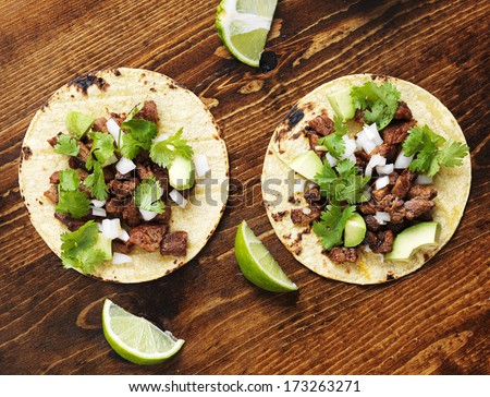 overhead view of two authentic street tacos