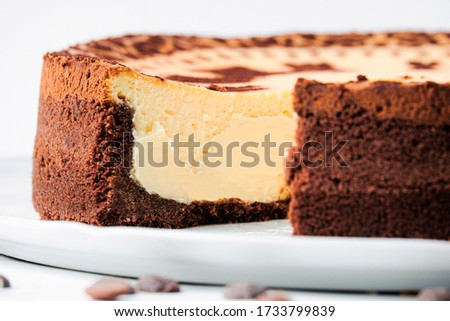 Picture of classical baked cheesecake