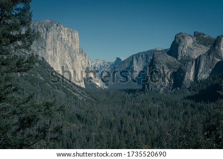 The views from Tunnel View Point in Yosemite National Park with El Capitan, Cathedral Rocks and the Half Dome in the background, California, USA