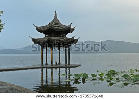 West Lake in Hangzhou (China)