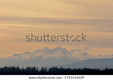 The Twin Sisters mountains and alpine scenery