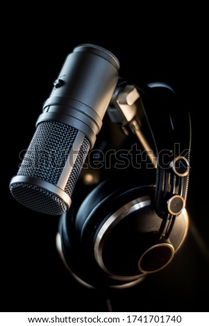 microphone and headphones, minimalist photo