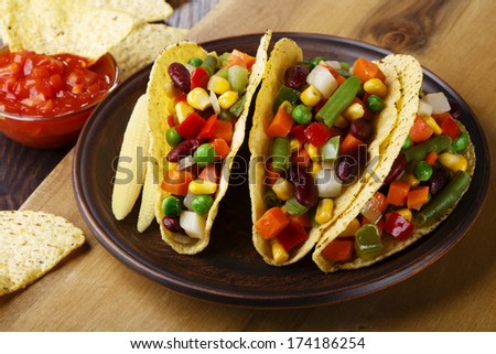 tacos with vegetables