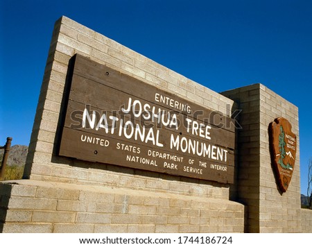 Entrance sign for Joshua Tree National Park, San Bernadino County, Southern California, USA