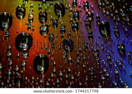 Wonderful world of drops, light, relfections and lighting effects. Playing with it and discover infinite possibilities.