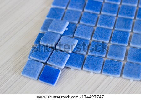 Manufacturing Blue mosaic tiles