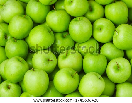 green apple texture still beautiful
