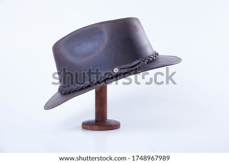 Cowboy hat in genuine leather