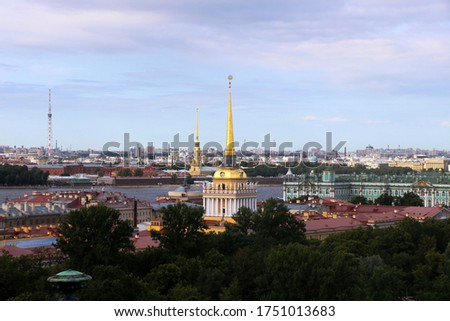 Citi view of saint Petersburg from the top of Kazan cathedral 