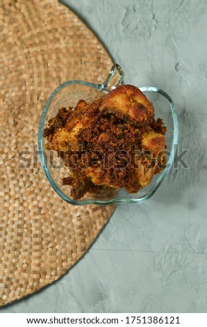 Turmeric marinated fried chicken is very good