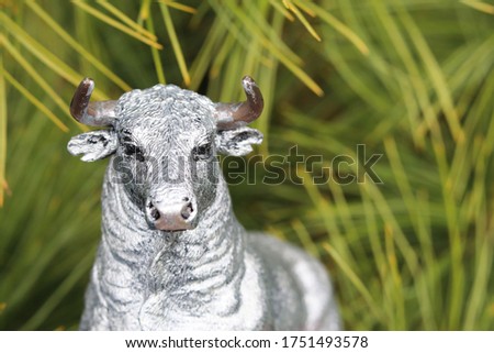 White Metal Bull is the Symbol of 2021