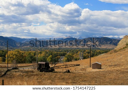 A view of Boulder, Colorado in the fall.
