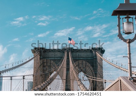 Photo of the Brooklyn Bridge