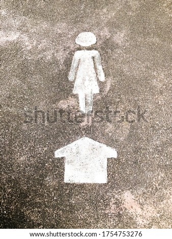 The Sign for women's toilets.