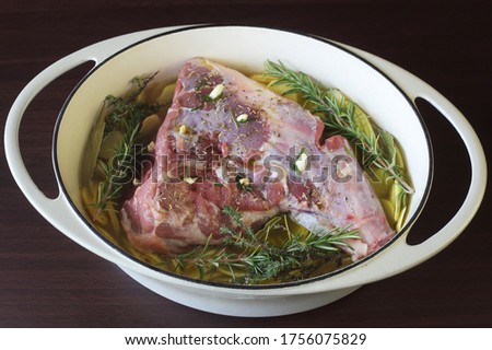 cooking of the lamb shoulder 