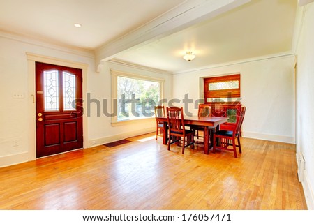 Bright big open living and dining room with hardwood floor