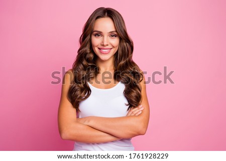 Photo of amazing wavy lady perfect groomed hairstyle arms crossed self-confident person business woman wear white casual tank-top isolated pink color background