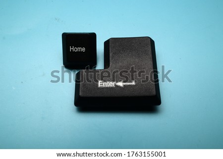 "delete" keyboard button  with blue background