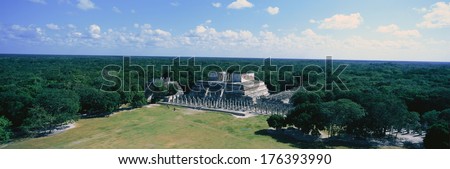 Temple of the Warriors at Chichen-Itza in the Yucatan Peninsula, Mexico