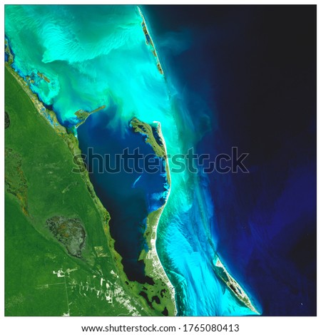  Image satellite island mujeres, Cancun. Beaches in Mexico. The contrast between the sea, the beaches and part of the vegetation is appreciated. Sentinel image generated.