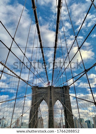 brooklyn bridge new york lines