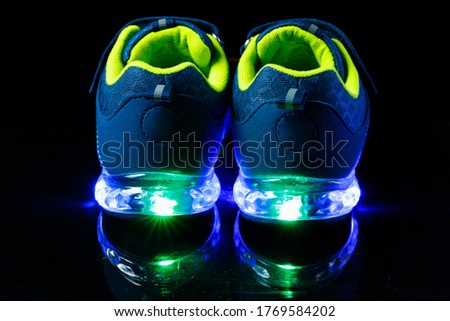 children's sneaker shoes with led light illumination
