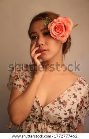 thai portrait woman beauty with flowers. young thai woman portrait
