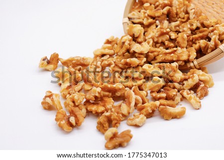 This is a picture of unsalted roasted walnuts.