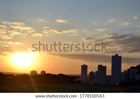 Sunset photo in the city of Ribeirão Preto, Brazil.