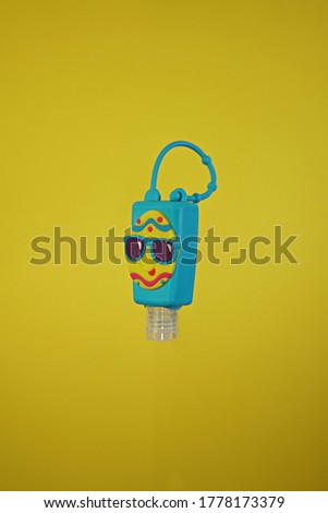 Cartoon Hand Sanitizer Bottle (EASTER EGG-LEFT)