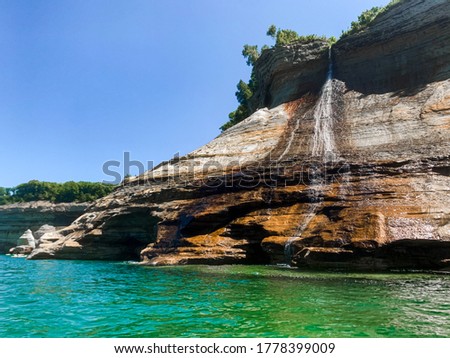 Waterfall Cliff Mineral Deposit Pictures