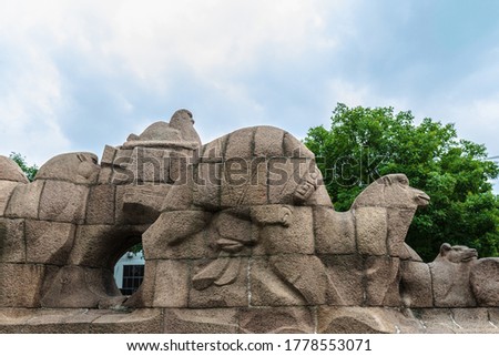 Group sculptures of the Silk Road in Xi'an, Shaanxi, China, Xi'an is the starting point of the Silk Road