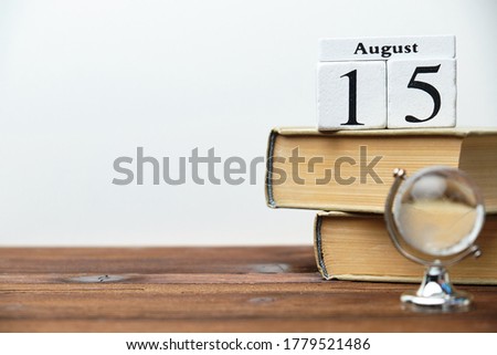 15th august - fifteenth day month calendar concept on wooden blocks with copy space