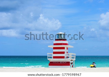 Lifeguard Tower Miami Beach, Florida. Atlantic Ocean background