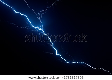Lightning on the day of the storm in the sky