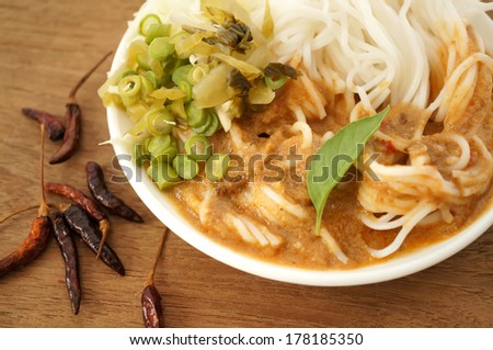 Thai vermicelli with curry , Thai Food