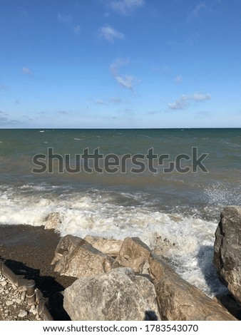 Storm waves on Lake Erie in New York 