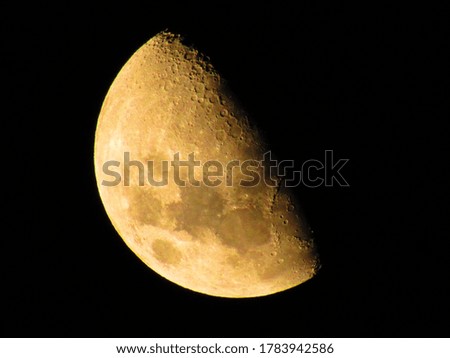 close up photos of the moon