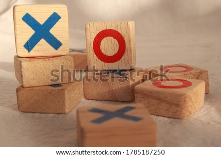 wooden texture of X and O game.