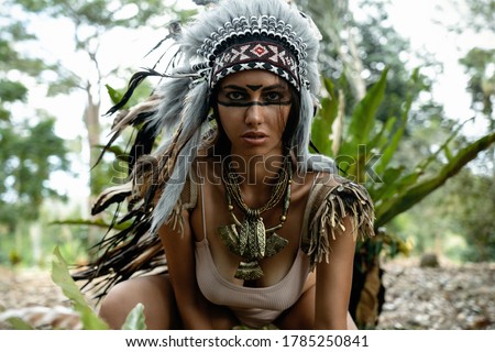 Native American Woman Native American Headdress Roach