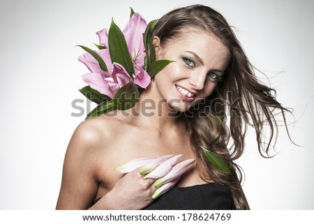 Woman with flower hairstyle