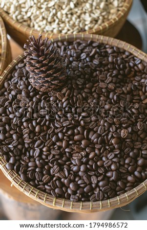 coffee beans and black pine cone (Film fillter)
