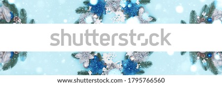 christmas wreath on a blue background, flatley, copyspace ,banner, footer, header