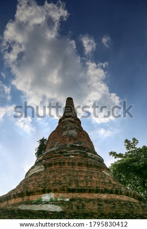 Wat Kudi Dao is most historical temple in Ayuthaya, Thailand.
Photo taken 08th April 2020