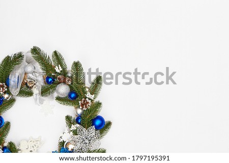 christmas wreath on a white background, flatley, copyspace
