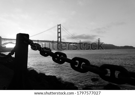 A grayscale shot of Golden Gate Bridge San Francisco from Presidio in California