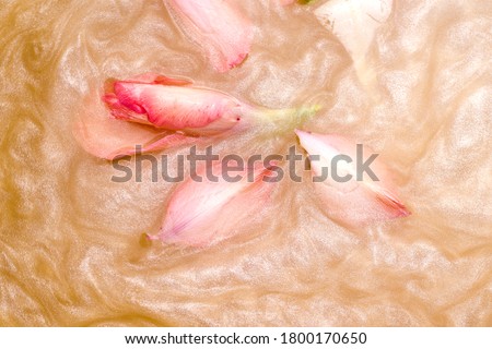Wallpaper with flower buds in shiny water with shimmer