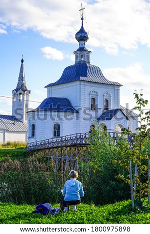 The artist paints the church.
Suzdal. Golden ring of Russia