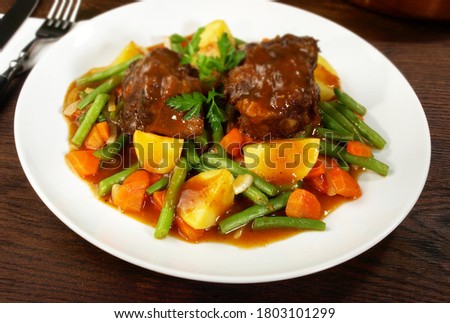 Braised Oxtail Potatoes and Vegetables
